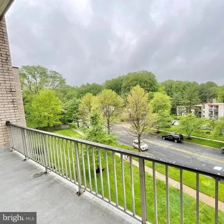 Image 8 - 14616 Bauer Drive, Rockville, MD 20853, USA - Condo for sale
