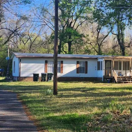 Rent this 3 bed house on 904 Scaife Road in Scaife, Memphis