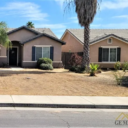 Buy this 3 bed house on 12501 Lavina Avenue in Bakersfield, CA 93312