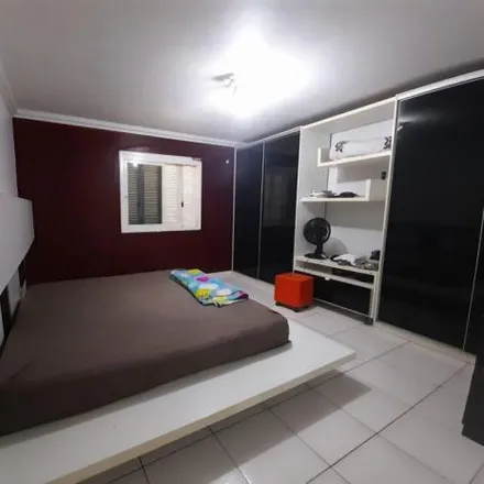 Buy this 3 bed house on Subway in Rua do Comércio, Centro
