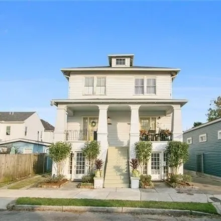 Rent this 3 bed house on 719 Valmont Street in New Orleans, LA 70115