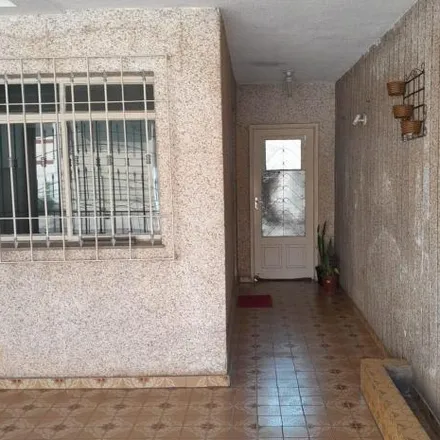 Rent this 3 bed house on Rua Professor Assis Veloso in São Miguel, São Paulo - SP
