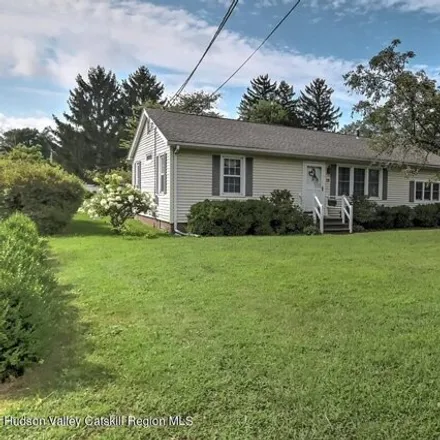 Image 7 - 10 Simmons St, Saugerties, New York, 12477 - House for sale