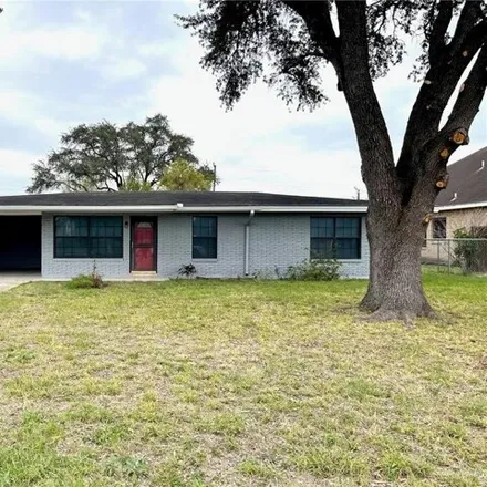 Rent this 3 bed house on 578 South Flag Street in McDaniel Colonia, Pharr