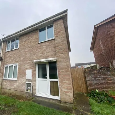 Rent this 3 bed house on Blackthorn Gardens in West Wick, BS22 6BE