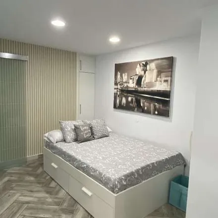 Rent this 1 bed apartment on Avenida de Benalmádena in 29260 Torremolinos, Spain