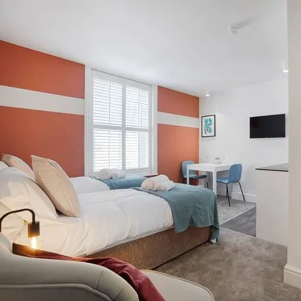 Image 6 - Folkestone, CT20 2AZ, United Kingdom - Apartment for rent