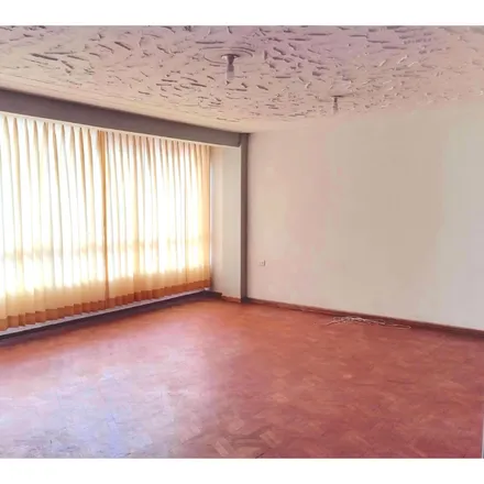 Rent this 3 bed house on Oficiona de dirección in Avenida La Torre, Puno 05151