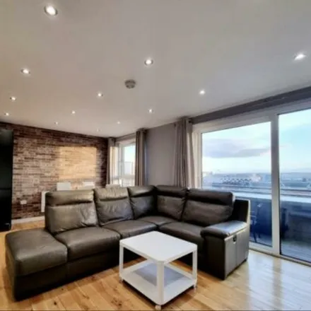 Rent this 2 bed house on Emco House in 5-7 New York Road, Arena Quarter