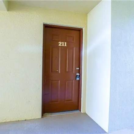 Image 4 - 4150 Residence Drive, Fort Myers, FL 33901, USA - Condo for rent