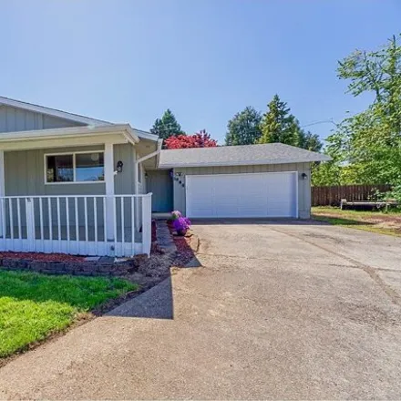 Buy this 3 bed house on 1098 55th Place in Springfield, OR 97478
