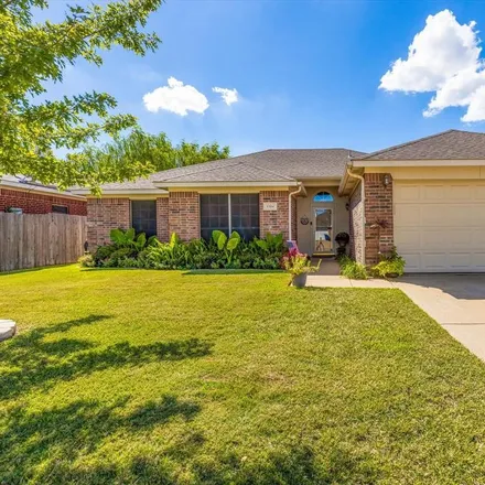 Buy this 3 bed house on 1104 Fawn Meadow Trail in Kennedale, Tarrant County