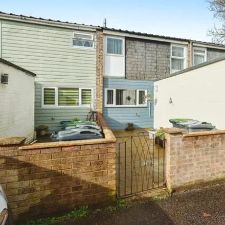 Buy this 3 bed townhouse on Fulmer Walk in Havant, PO8 9UP
