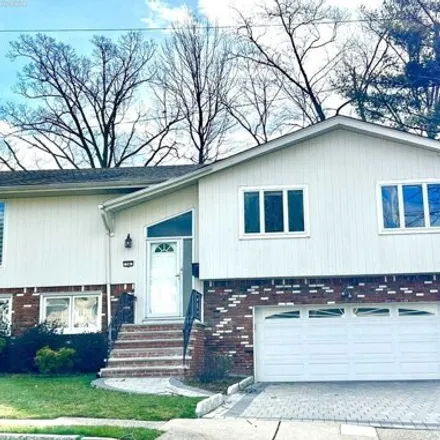 Rent this 3 bed house on 38 West Bayview Avenue in Englewood Cliffs, Bergen County