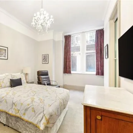 Image 3 - Bickenhall Mansions, Bickenhall Street, London, W1U 6RU, United Kingdom - Room for rent