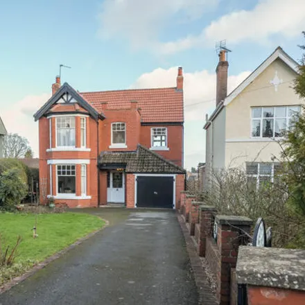 Buy this 4 bed house on Hampton Road in Oswestry, SY11 1SW