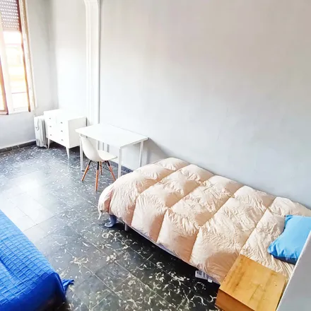 Rent this 6 bed room on Carrer de Conca in 47, 46007 Valencia