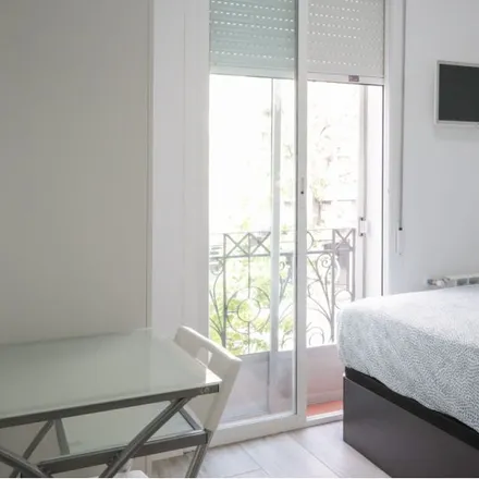Rent this 5 bed room on Calle Puerto de Alcolea in 5, 28053 Madrid