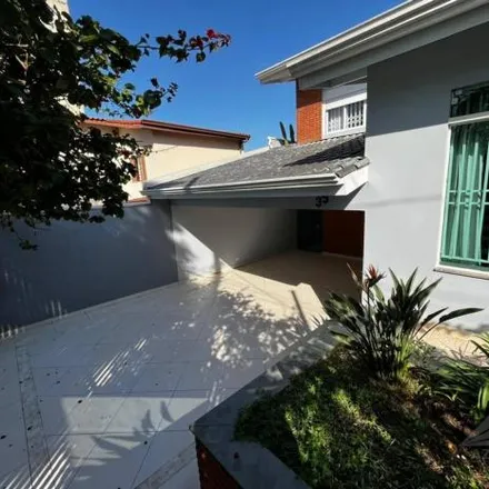 Buy this 3 bed house on Rua Francisca de Bartolo Nascimento in Vila Nossa Senhora das Vitórias, Mauá - SP