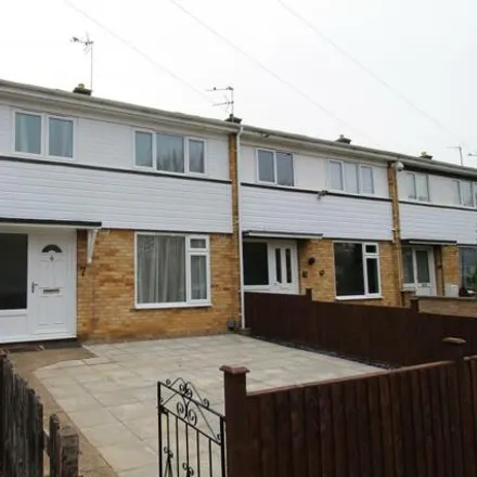 Rent this 1 bed house on 17 Kent Way in Cambridge, CB4 2QY