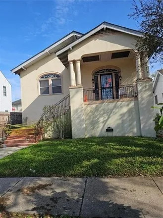 Buy this 4 bed house on 1772 North Broad Street in New Orleans, LA 70119