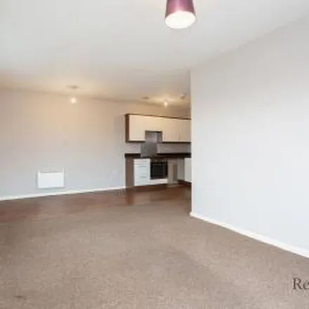 Rent this 2 bed apartment on Robinson Road in Ellesmere Port, CH65 5FH