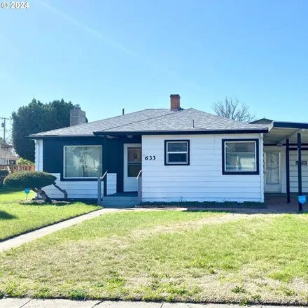 Buy this 2 bed house on 633 West Hermiston Avenue in Hermiston, OR 97838