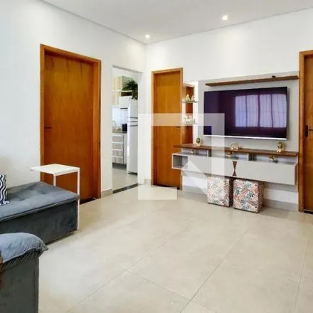 Rent this 3 bed house on Rua Guatemala in Guilhermina, Praia Grande - SP