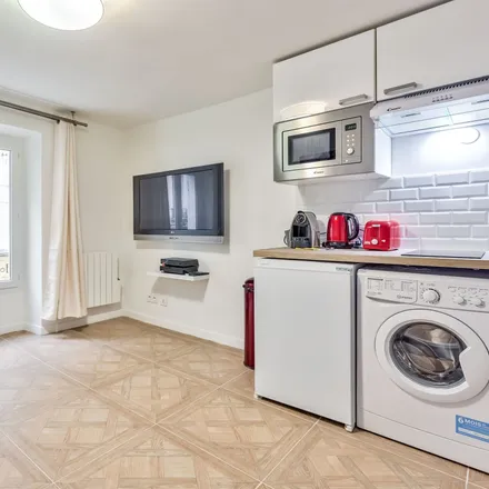 Rent this 1 bed apartment on 9 Rue Notre-Dame-de-Nazareth in 75003 Paris, France