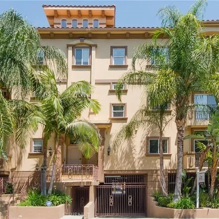 Rent this 3 bed townhouse on 4612 Vista del Monte Avenue in Los Angeles, CA 91403