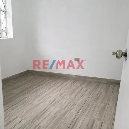 Rent this 2 bed apartment on Las Begonias in San Martín de Porres, Lima Metropolitan Area 15101