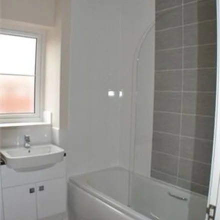 Rent this 3 bed townhouse on St Declan Close in Nuneaton, CV10 8LP