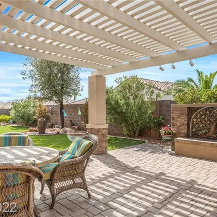 Image 2 - 10815 Meadow Garden Court, Summerlin South, NV 89135, USA - House for sale