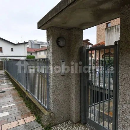 Image 7 - Via Trieste, 20813 Cesano Maderno MB, Italy - Apartment for rent