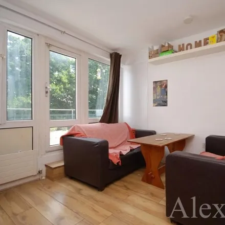 Image 7 - Grafton Road, Maitland Park, London, NW5 4BH, United Kingdom - Apartment for rent