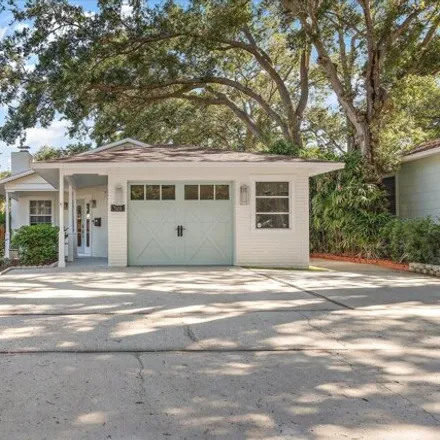 Image 1 - 420 Woodlawn Ave, Belleair, Florida, 33756 - House for sale