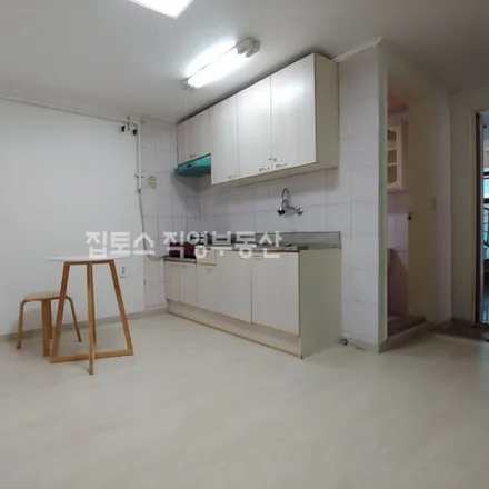 Image 4 - 서울특별시 강남구 대치동 958-17 - Apartment for rent