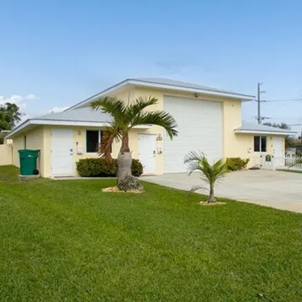 Image 3 - Rosa L Jones Blvd/ Hughlett Ave (NE Corner), Rosa L Jones Boulevard, Cocoa, FL 32922, USA - House for sale