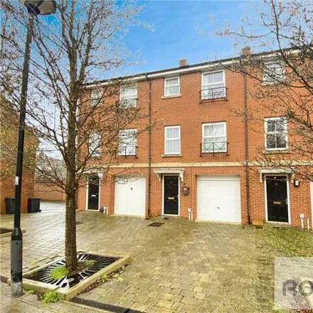 Buy this 3 bed townhouse on Melstock Road in Swindon, SN25 1AB