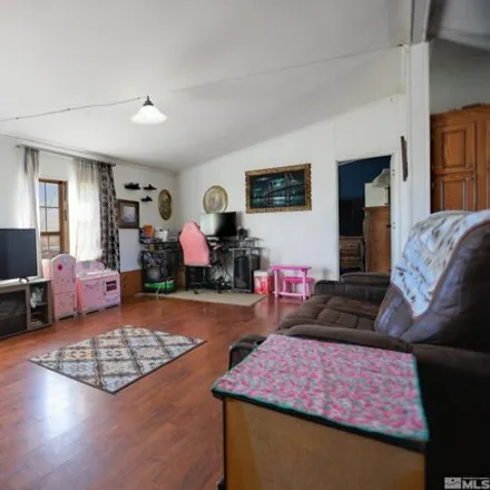Image 2 - 2858 Ramsey Weeks Cutoff, Silver Springs, NV 89429, USA - Apartment for sale