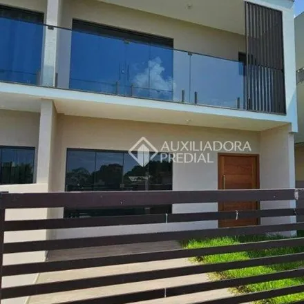 Buy this 3 bed house on Servidão Eduardo Marques da Rosa in Ingleses do Rio Vermelho, Florianópolis - SC