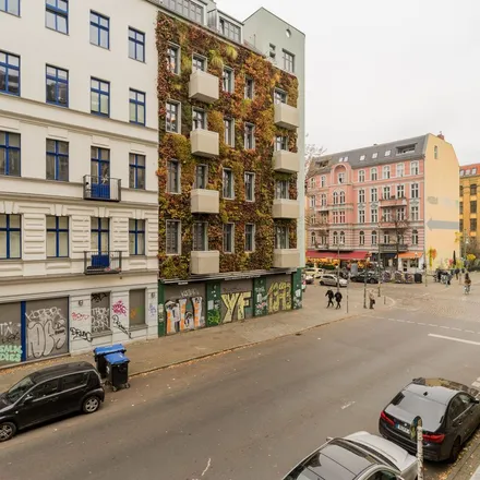 Rent this 2 bed apartment on Glogauer Straße 26 in 10999 Berlin, Germany