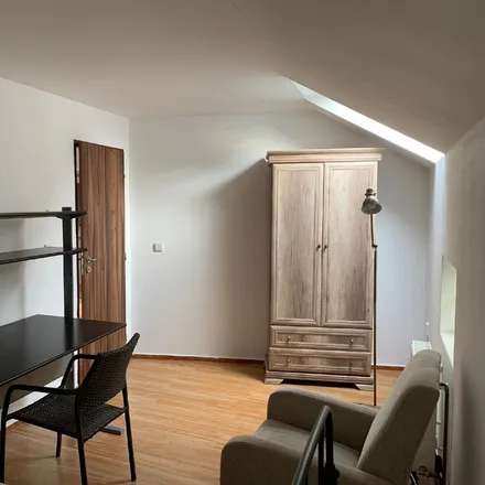 Rent this 1 bed room on V Ladech in 149 00 Prague, Czechia