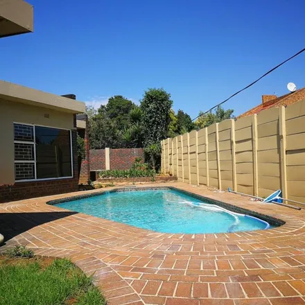 Rent this 4 bed apartment on General Alberts Avenue in Raceview, Gauteng