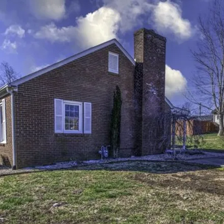 Image 7 - 418 Dogwood Drive, Stanford, KY 40484, USA - House for sale