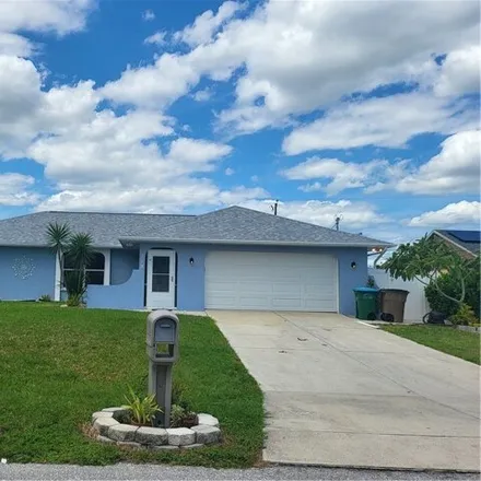 Image 1 - 429 Southeast 4th Street, Cape Coral, FL 33990, USA - House for sale