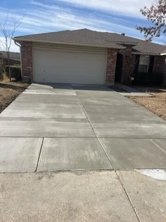 Rent this 3 bed house on 1413 Windy Meadows Drive in Burleson, TX 76028