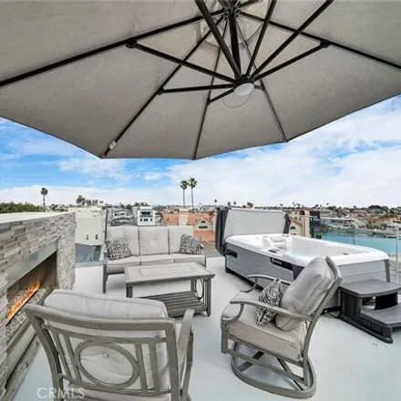 Buy this 3 bed condo on 16919 Pacific Coast Highway in Huntington Beach, CA 90742