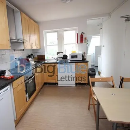 Image 9 - 57 Ebberston Place, Leeds, LS6 1LE, United Kingdom - Townhouse for rent