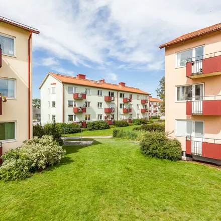 Rent this 2 bed apartment on Skördevägen 5A in 302 51 Halmstad, Sweden